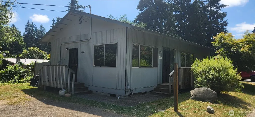 2447 Erlands Point Road NW Bremerton WA 98312