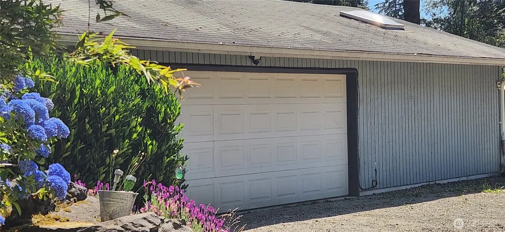 2447 Erlands Point Road NW Bremerton WA 98312