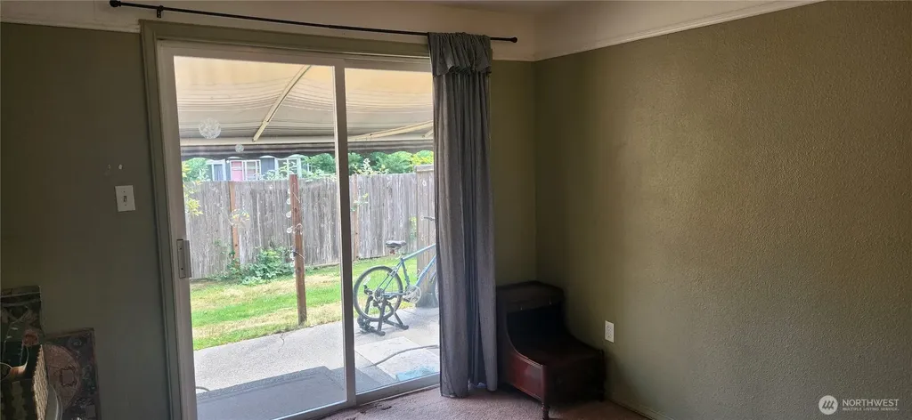 2447 Erlands Point Road NW Bremerton WA 98312