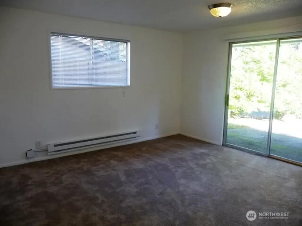 21906 55th Avenue W Mountlake Terrace WA 98043