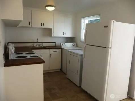 21906 55th Avenue W Mountlake Terrace WA 98043