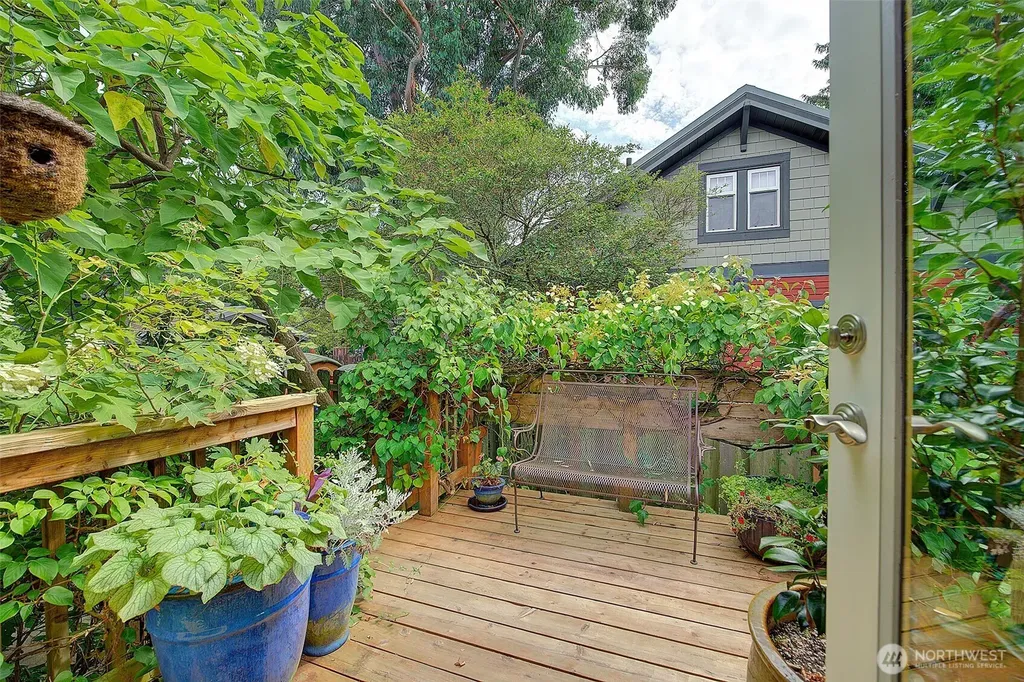 7418 8th Avenue NW Seattle WA 98117