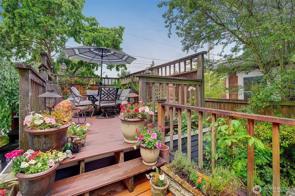 7418 8th Avenue NW Seattle WA 98117