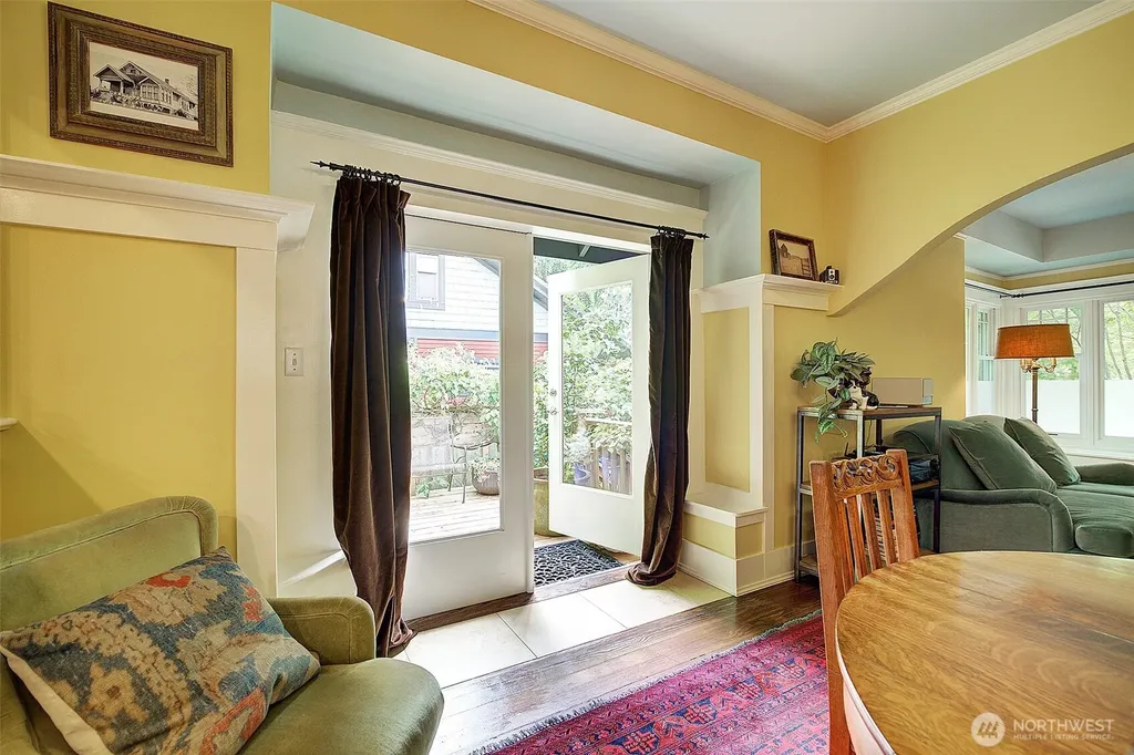 7418 8th Avenue NW Seattle WA 98117