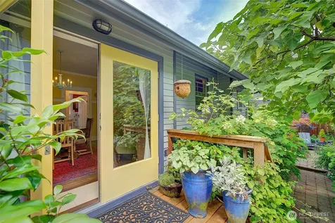 7418 8th Avenue NW Seattle WA 98117