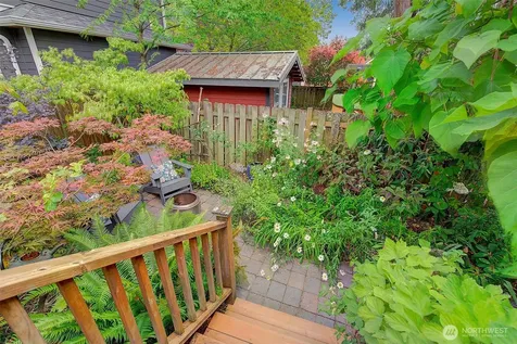 7418 8th Avenue NW Seattle WA 98117