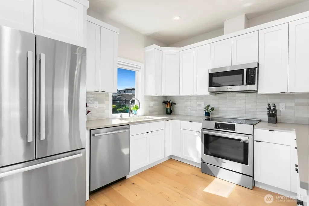 1338 California Ave SW Seattle WA 98116