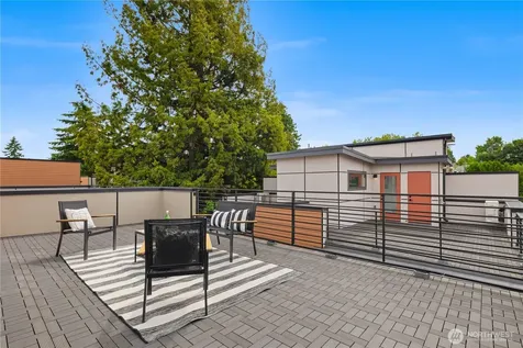 6538 Latona Avenue NE Seattle WA 98115