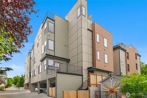 6538 Latona Avenue NE Seattle WA 98115