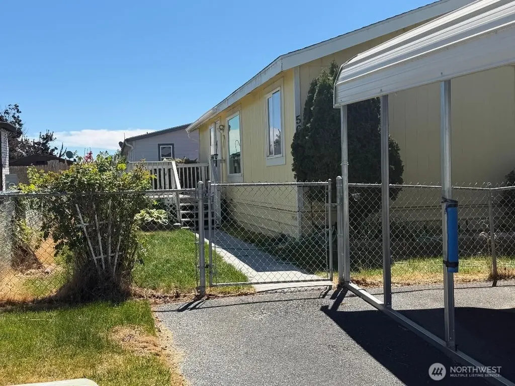 3211 W Wapato Drive Moses Lake WA 98837