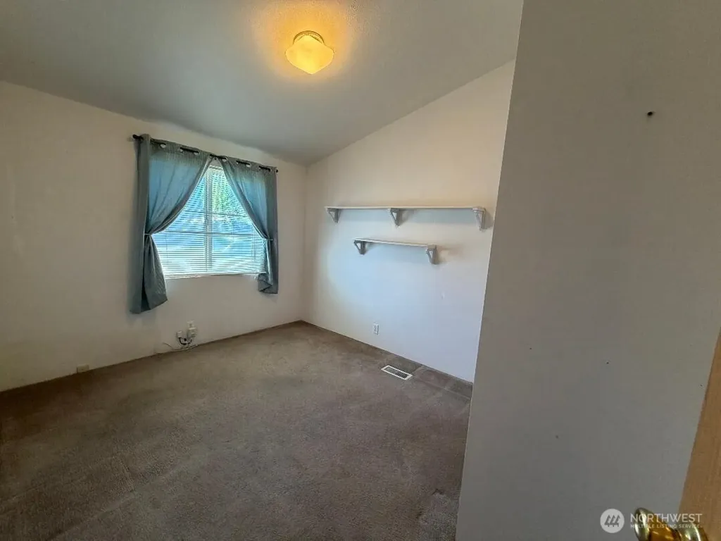 3211 W Wapato Drive Moses Lake WA 98837