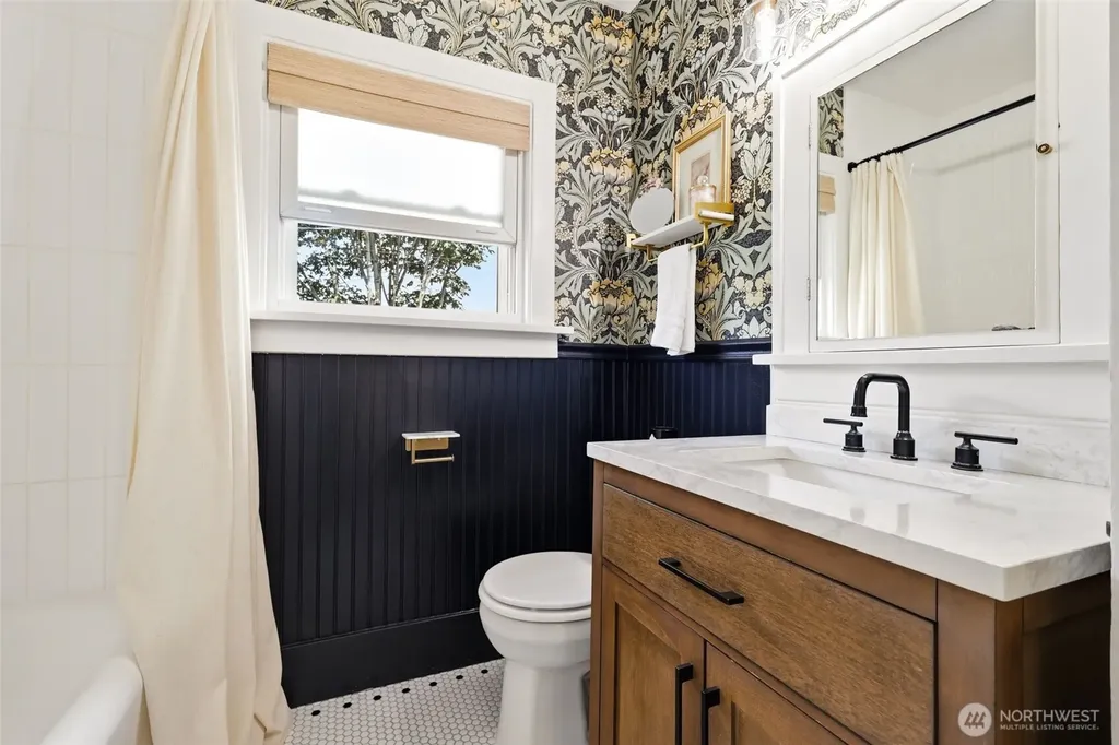 3305 Fawcett Avenue Tacoma WA 98418