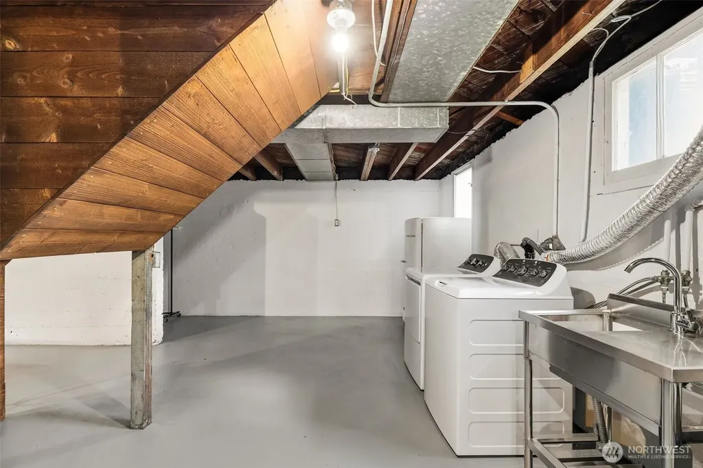 3305 Fawcett Avenue Tacoma WA 98418