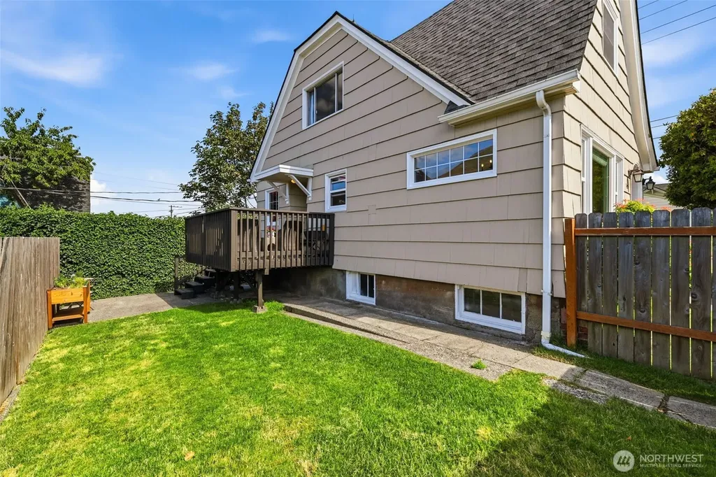 3305 Fawcett Avenue Tacoma WA 98418