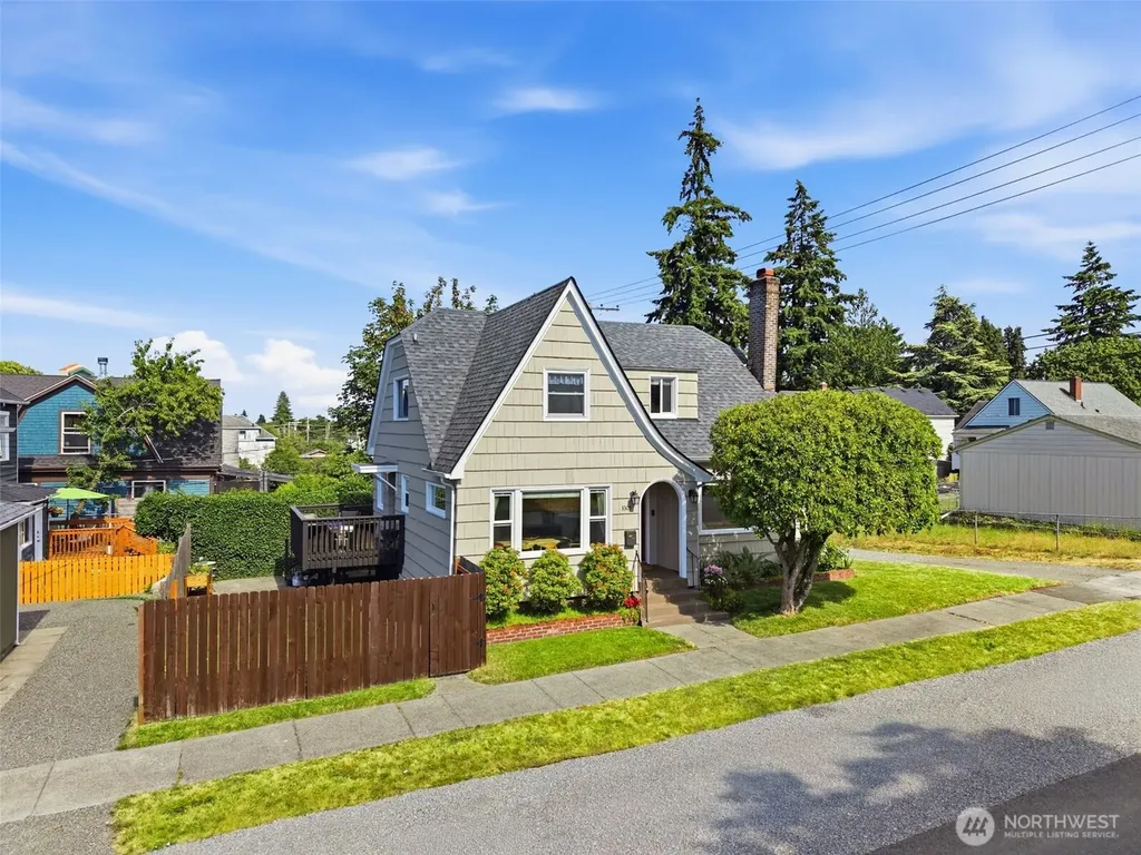 3305 Fawcett Avenue Tacoma WA 98418