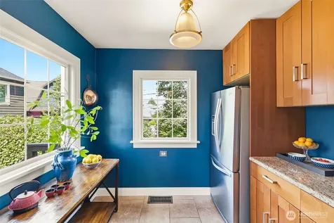 3305 Fawcett Avenue Tacoma WA 98418