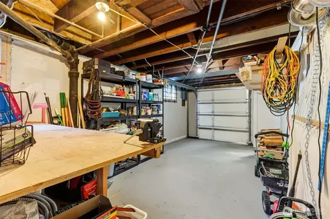 3305 Fawcett Avenue Tacoma WA 98418