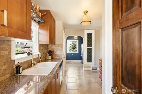 3305 Fawcett Avenue Tacoma WA 98418