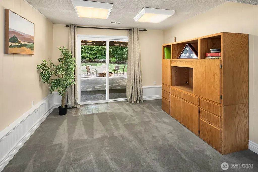 21504 124th Avenue SE Kent WA 98031