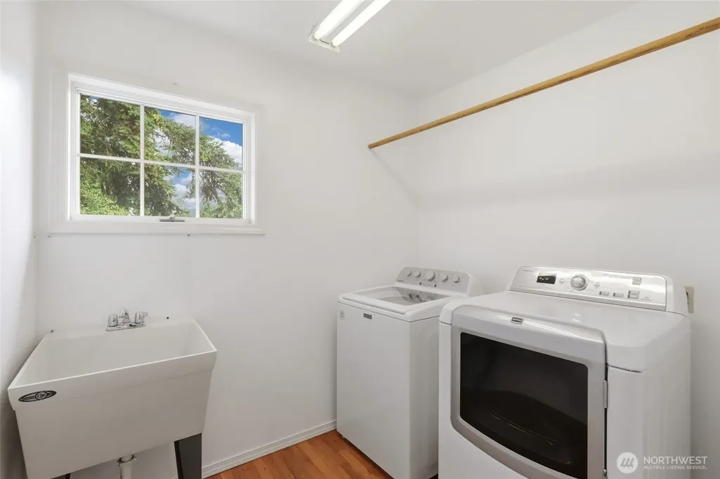 31422 7th Place SW Federal Way WA 98023