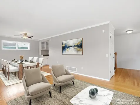31422 7th Place SW Federal Way WA 98023