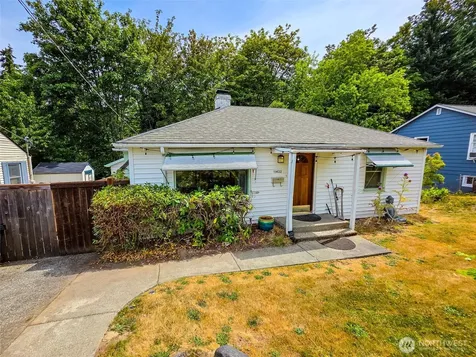 11422 71st Place S Seattle WA 98178