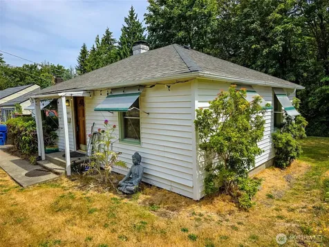 11422 71st Place S Seattle WA 98178