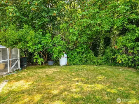 11422 71st Place S Seattle WA 98178