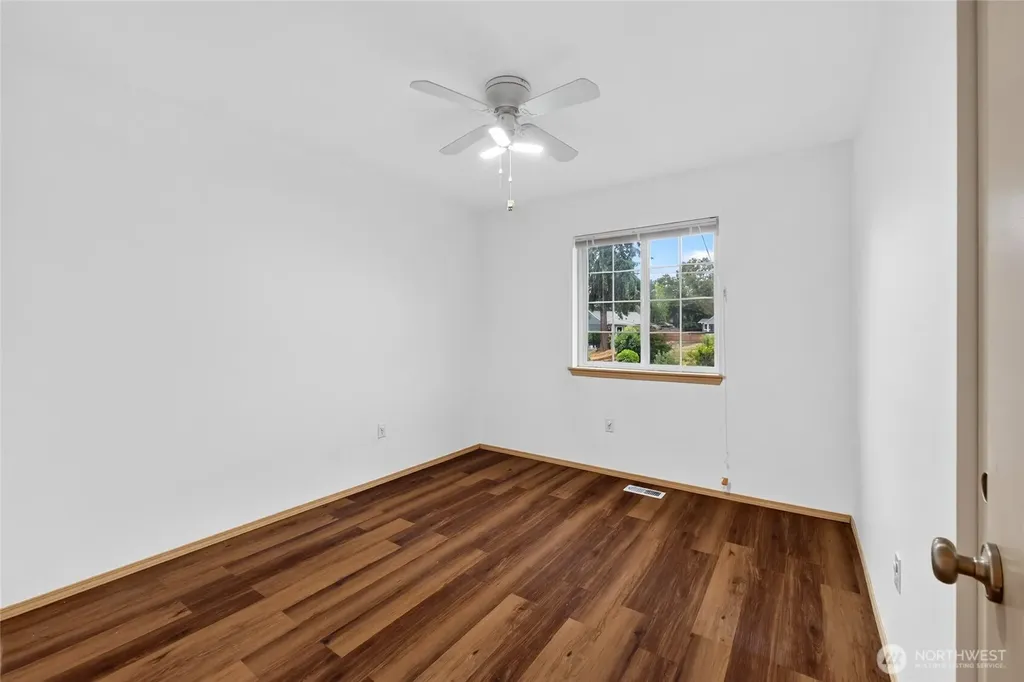 426 Comet Street Milton WA 98354