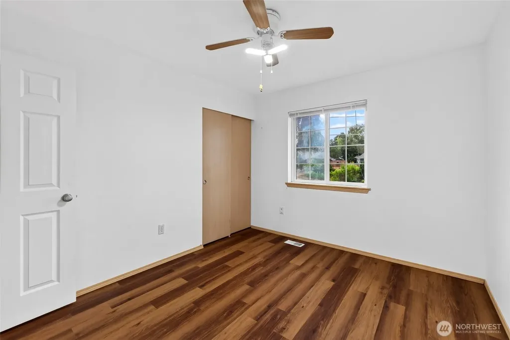 426 Comet Street Milton WA 98354