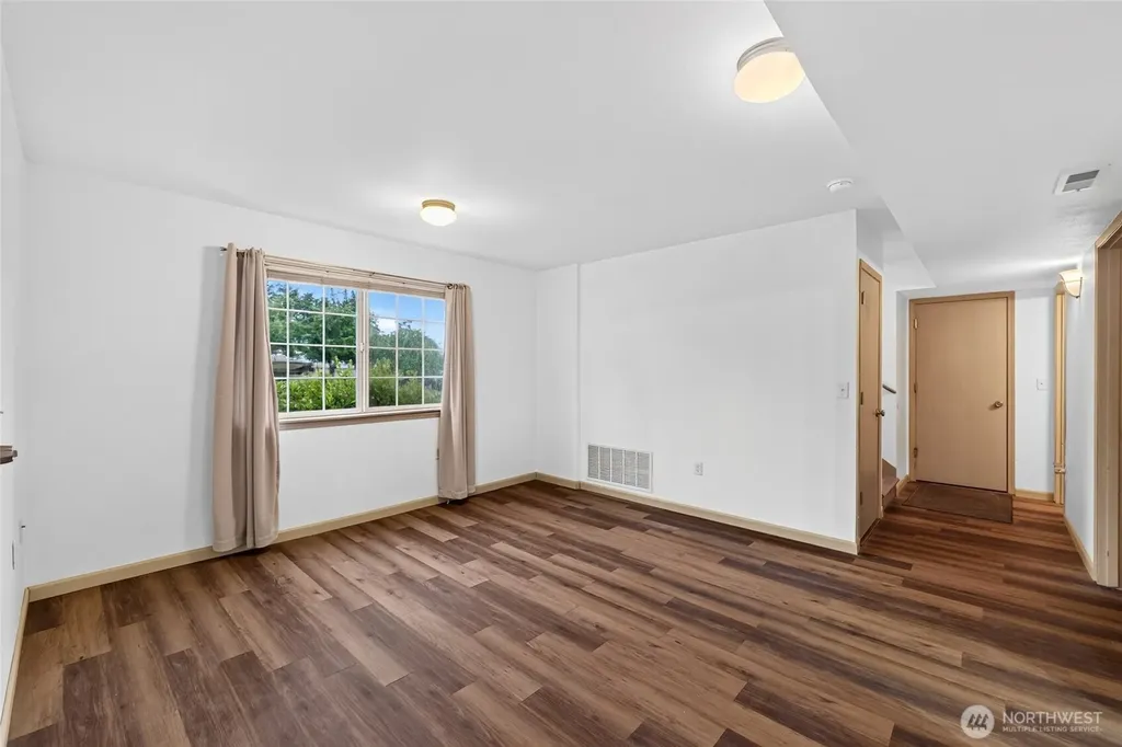 426 Comet Street Milton WA 98354