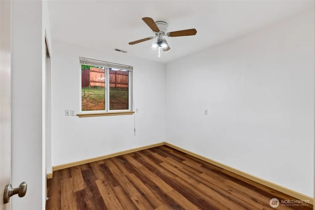 426 Comet Street Milton WA 98354