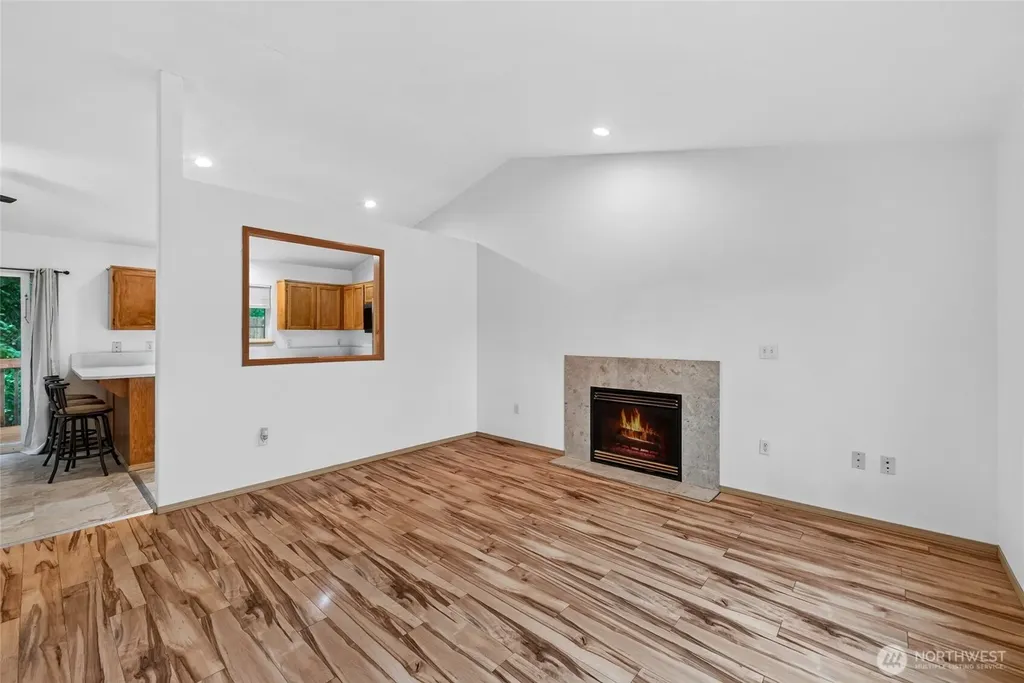 426 Comet Street Milton WA 98354