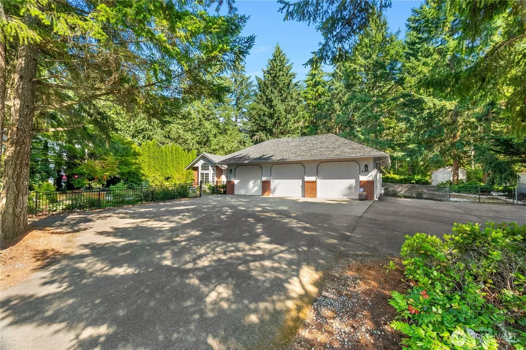 4234 Legacy Drive NE Olympia WA 98516
