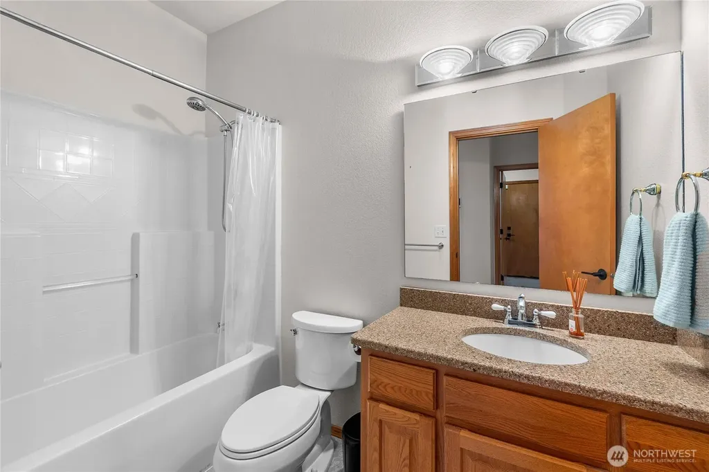 4234 Legacy Drive NE Olympia WA 98516