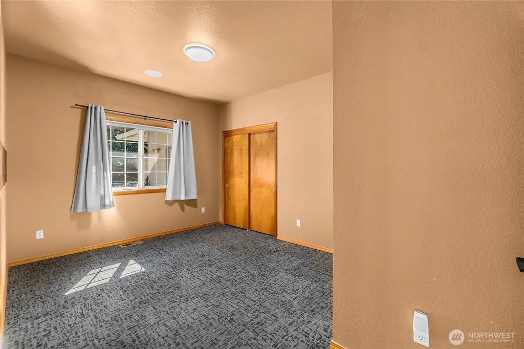 4234 Legacy Drive NE Olympia WA 98516