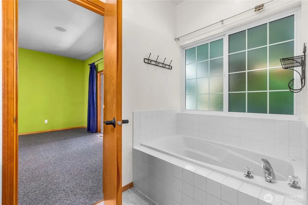 4234 Legacy Drive NE Olympia WA 98516