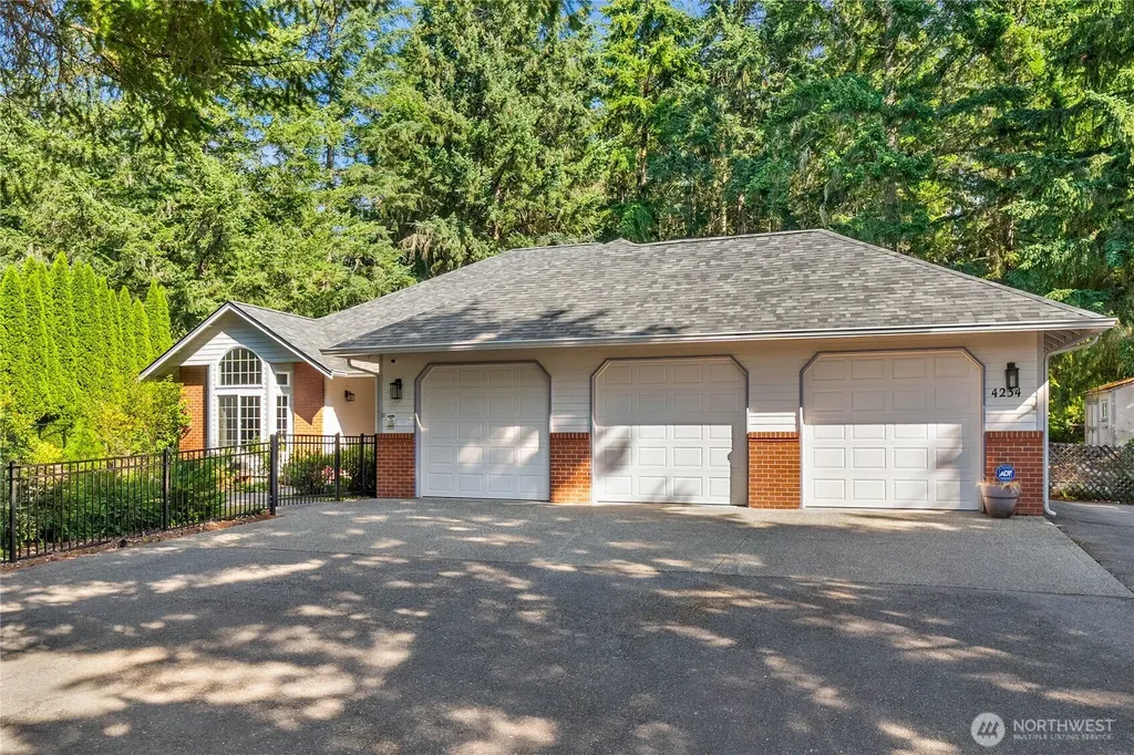 4234 Legacy Drive NE Olympia WA 98516
