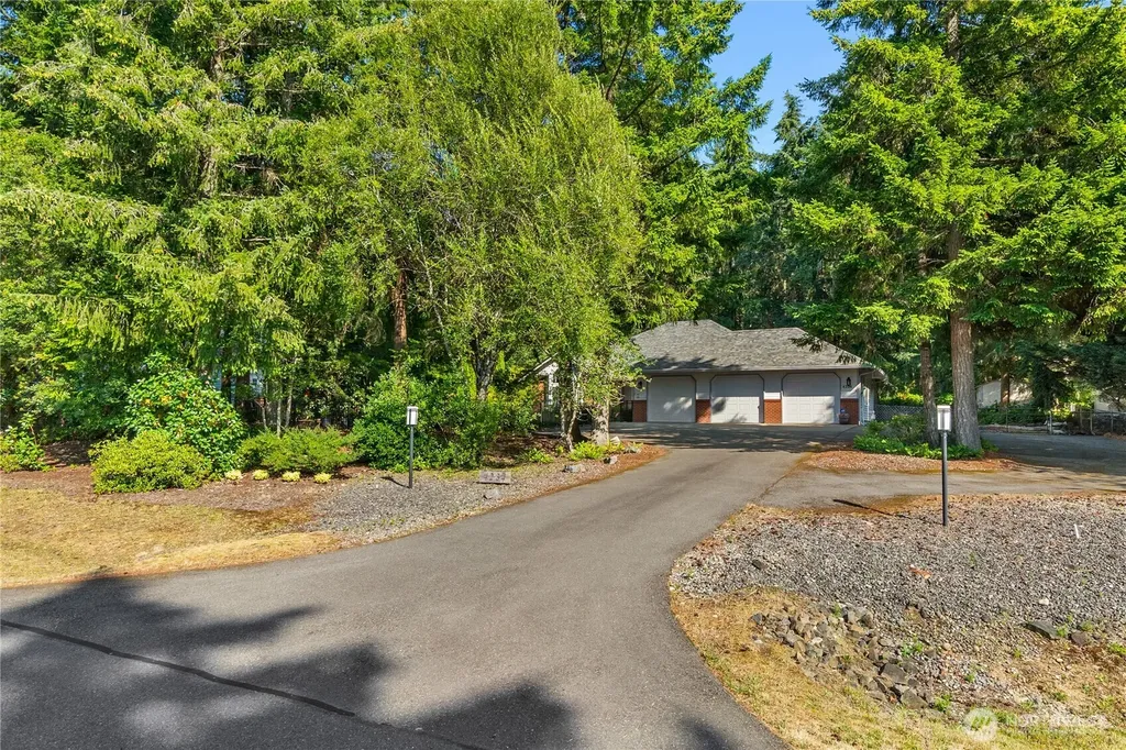 4234 Legacy Drive NE Olympia WA 98516