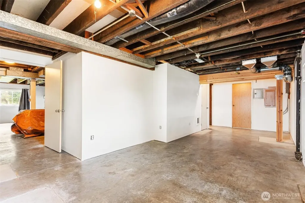 4512 Layman Ter NE Tacoma WA 98422