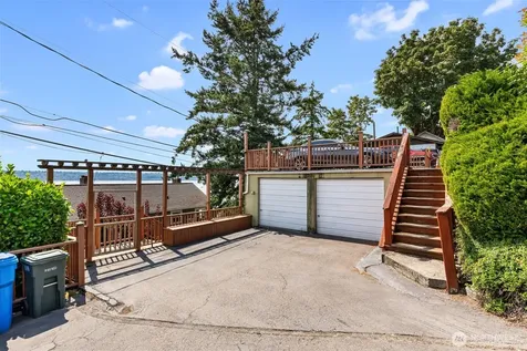4512 Layman Ter NE Tacoma WA 98422