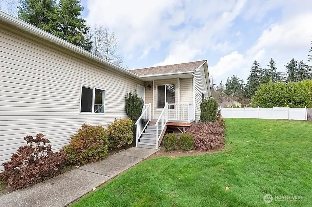 6705 Sunnyside Boulevard Marysville WA 98270