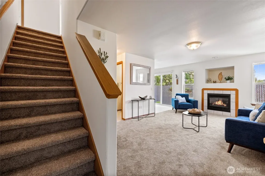 808 13th Street SE Puyallup WA 98372