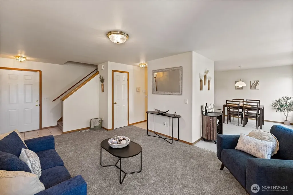 808 13th Street SE Puyallup WA 98372