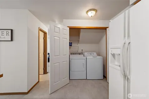 808 13th Street SE Puyallup WA 98372