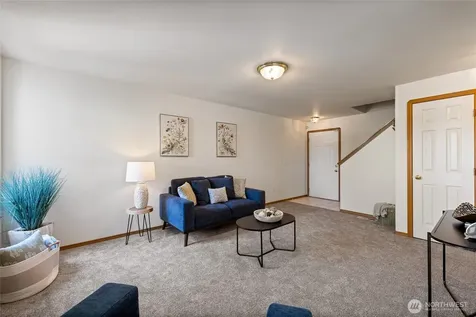 808 13th Street SE Puyallup WA 98372