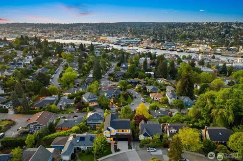 728 W Etruria Street Seattle WA 98119