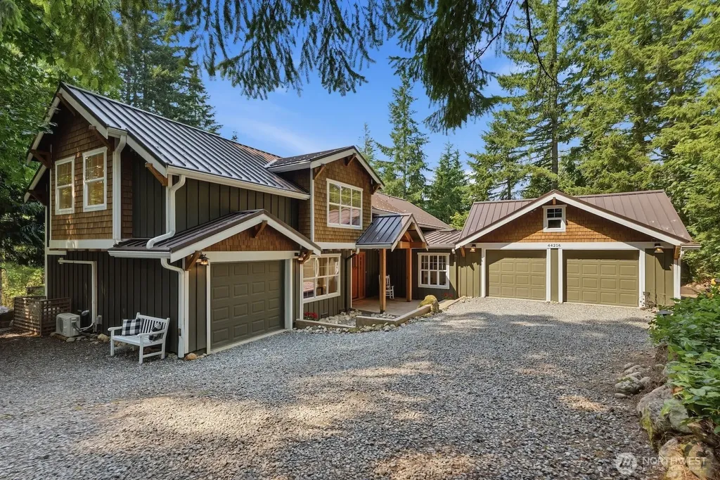 44216 SE 166th Street North Bend WA 98045