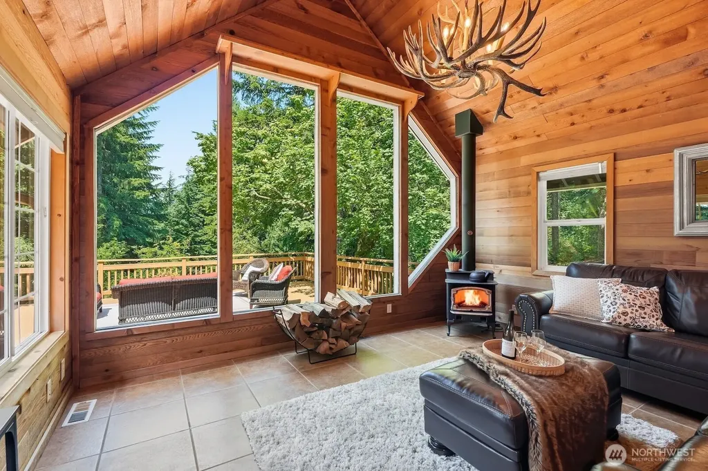 44216 SE 166th Street North Bend WA 98045