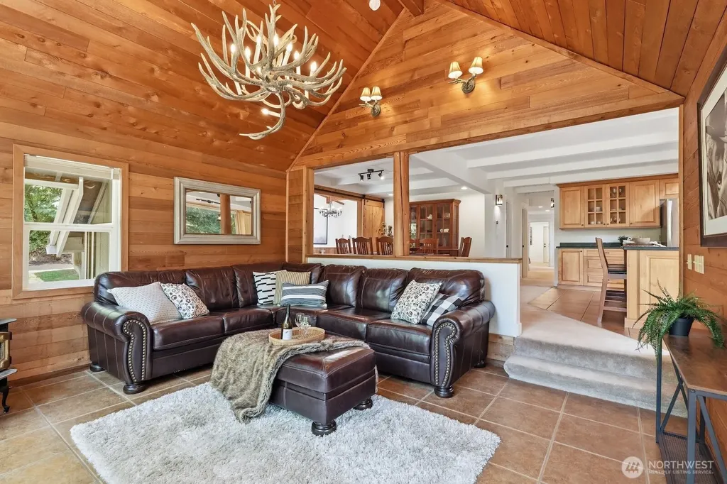 44216 SE 166th Street North Bend WA 98045
